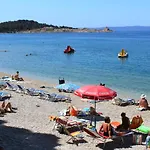 Apartman With A Parking Space - 6667 Makarska
