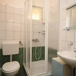 Apartman With A Parking Space - 6667 Makarska