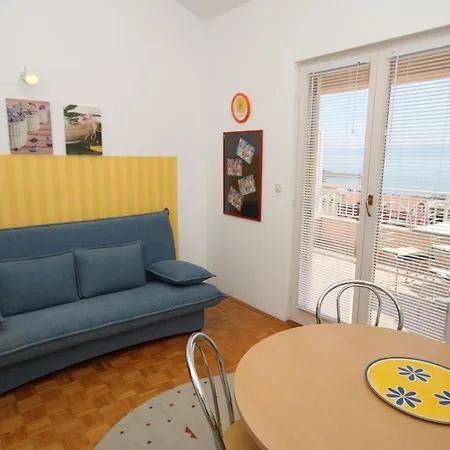 With A Parking Space - 6667 * Makarska